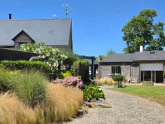 Belle demeure d'architecte vendue en viager occupé à GUÉRANDE