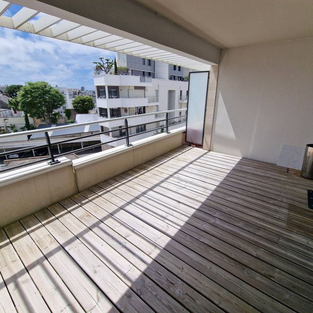 Studio meublé à LA BAULE, 600 m du bord de mer.